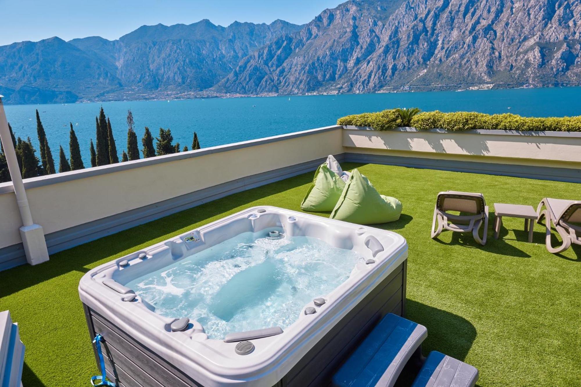 Wind Hotel Malcesine Eksteriør bilde